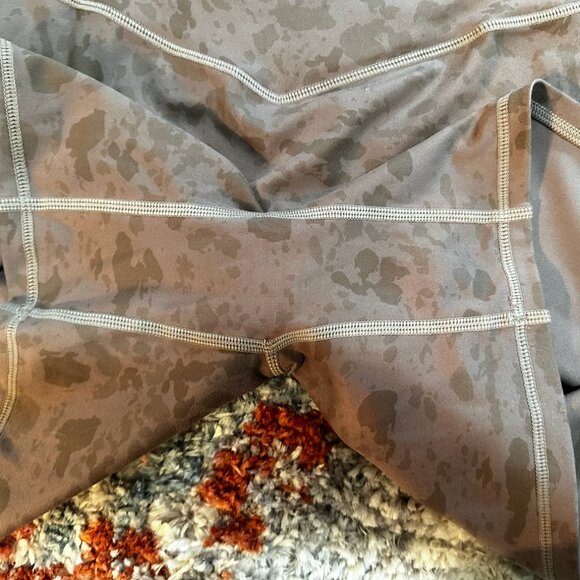 Alphalete SURFACE POWER SHORT 5" Pebble Print Mocha - XL - Picture 5 of 5